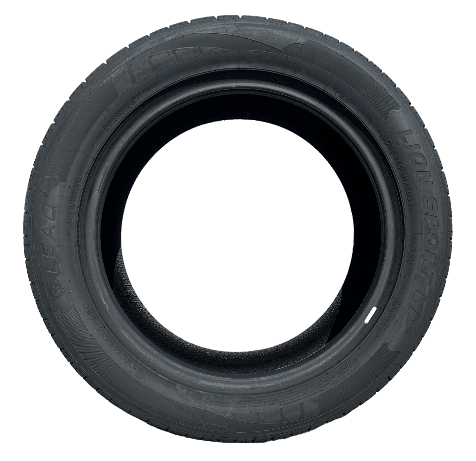 SET OF 4 LEAO LION SPORT HP3 215/55R17 94V Passenger Tires