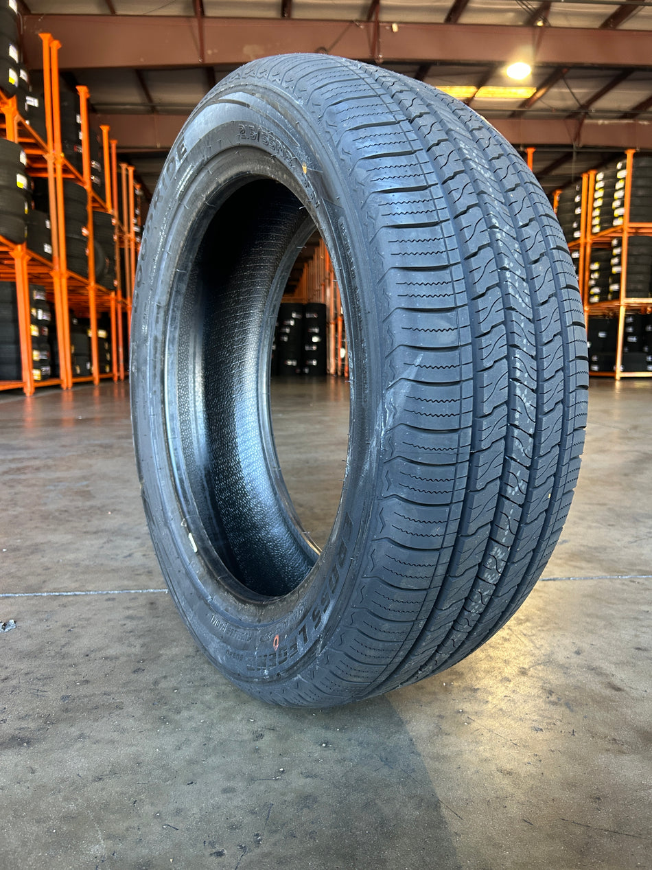 GOODRIDE Cross Legend SU320 225/75R16 104H Tires