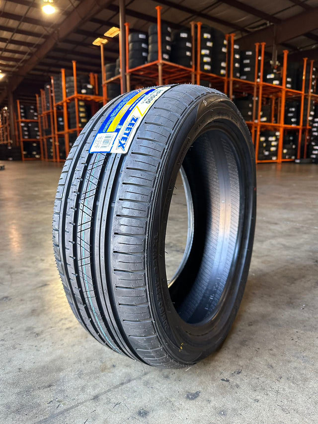 ZEETEX HP1000 215/55ZR17 94W Tires